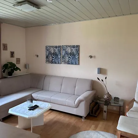 In Warstein-suttrop Fuer 7 Personen Apartment